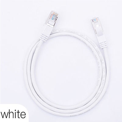 Εσωτερικό σκοινί 100m μπαλωμάτων Ethernet Cat5e σακάκι PVC FTP STP με το συνδετήρα RJ45